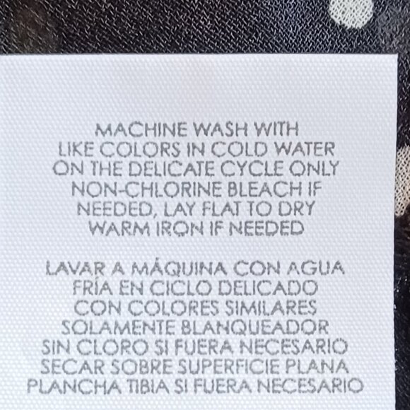 LIKE NEW! Cabi Black and White Polka Dot "Sinatra" Blouse Size Large - Picture 6 of 6